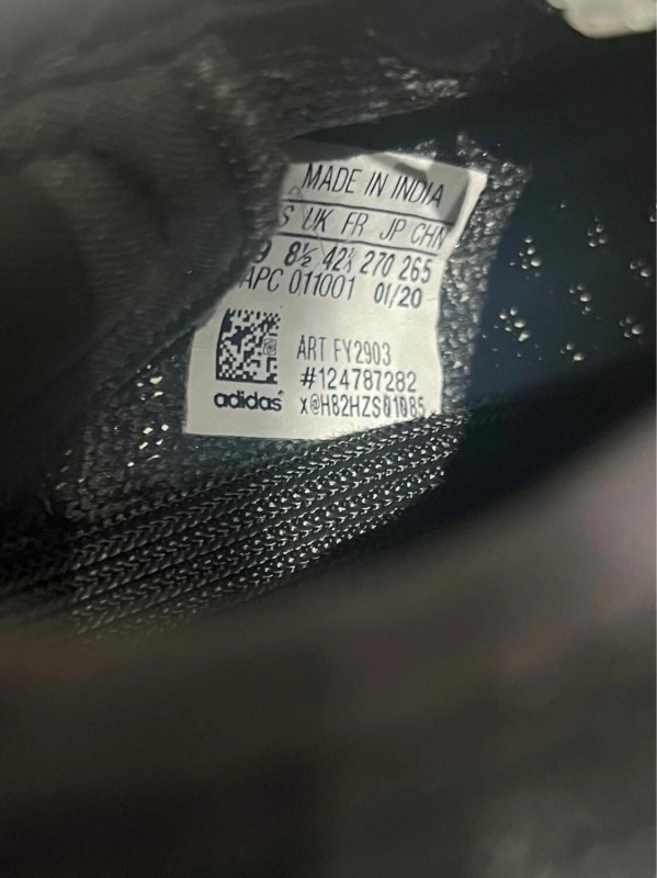 Yeezy 350 V2 Cinder 2