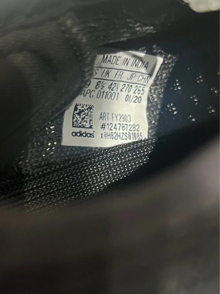 Yeezy 350 V2 Cinder