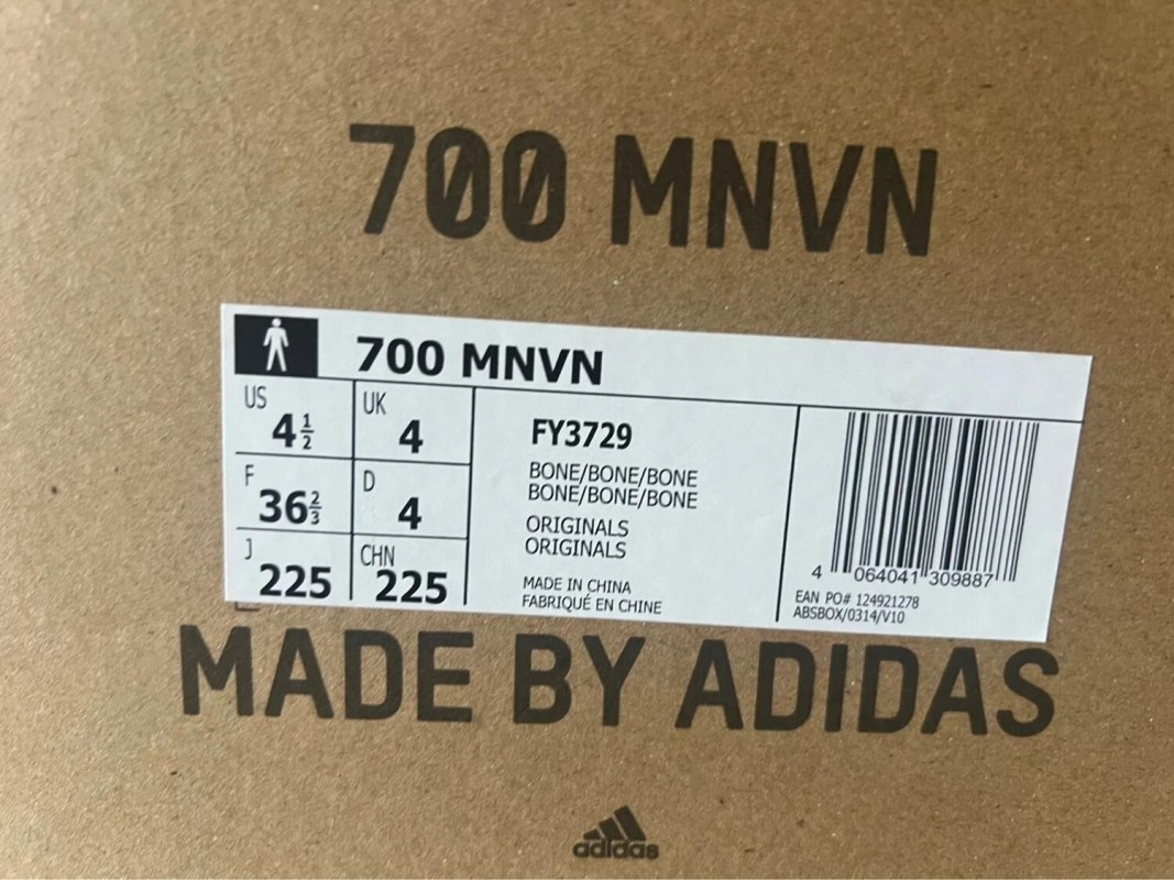 Yeezy 700 MNVN Bone 2