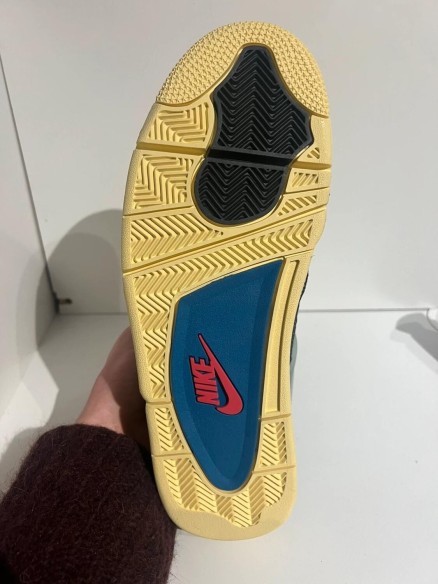 Nike Air Jordan 4 X Union Off Noir