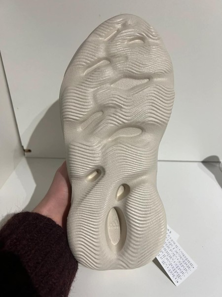 Yeezy Foam Runner Sand