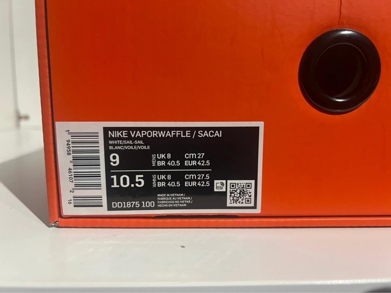 Nike X Sacai Vaporwaffle Sail Gum