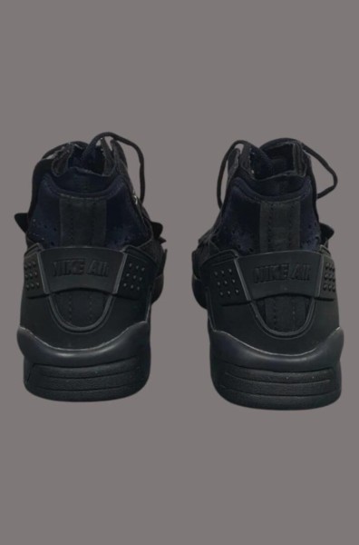 Nike Air Mowabb Comme des garçons Black taille 42,5