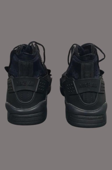 Nike Air Mowabb Comme des garçons Black taille 42,5