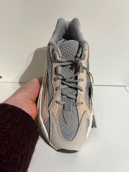 Yeezy 700 V2 Static