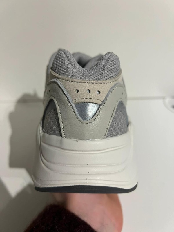 Yeezy 700 V2 Static 2