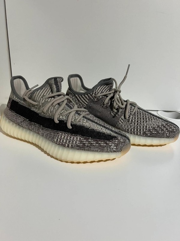 Yeezy 350 V2 Zyon 2