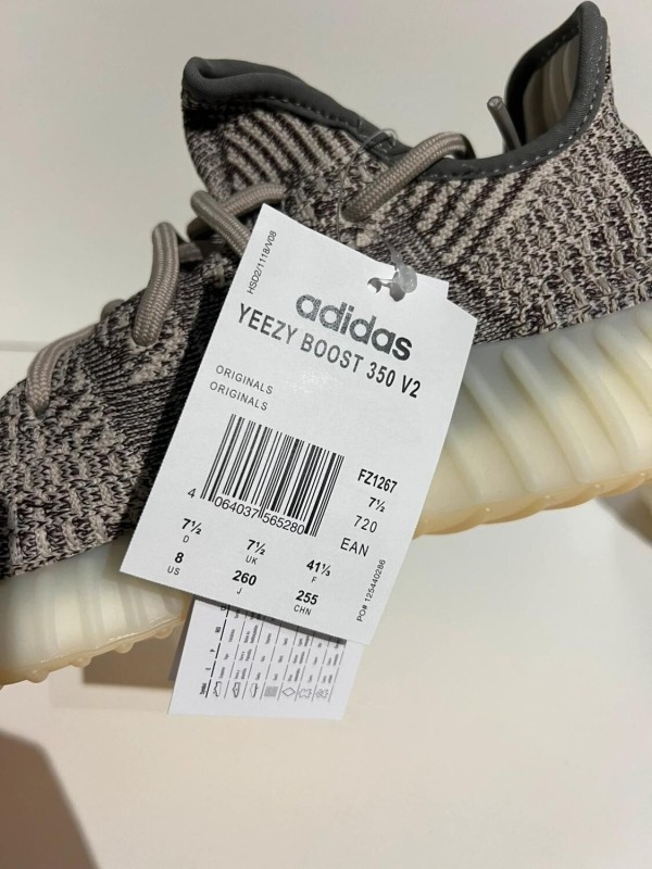 Yeezy 350 V2 Zyon 2