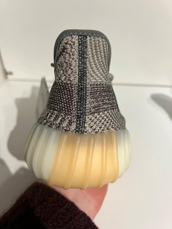 Yeezy 350 V2 Zyon 2