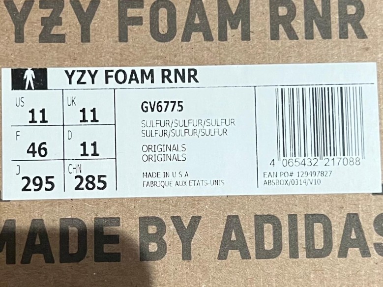 Yeezy Foam Runner Sulfur