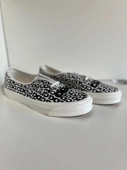 Vans authentic x Comme des Garcons Black Heel Tab