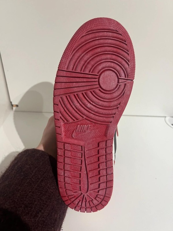 Nike Air Jordan 1 High Lost and Found 2