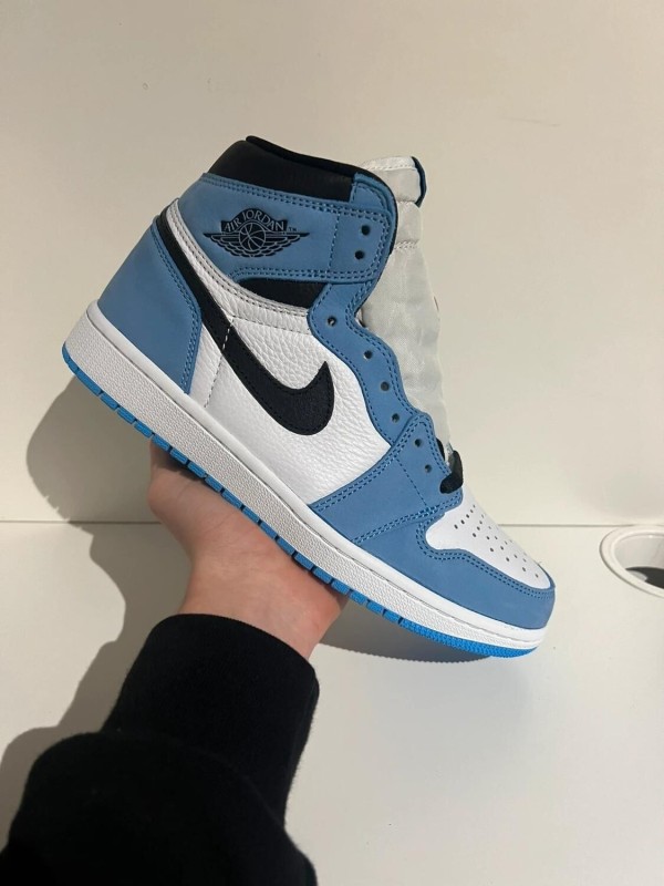 Nike Air Jordan 1 High University Blue