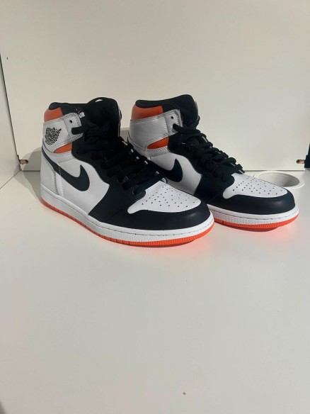 Nike Air Jordan 1 High Electro Orange