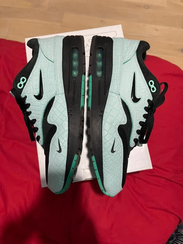 Nike air max 1 NBY by you id 2023 croco jewell taille 43 2