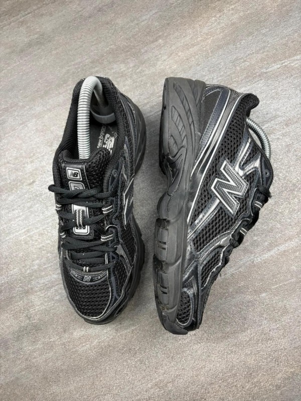 New Balance 740 black - taille 37 2