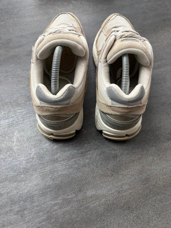 New balance 2002r - taille 41,5 2