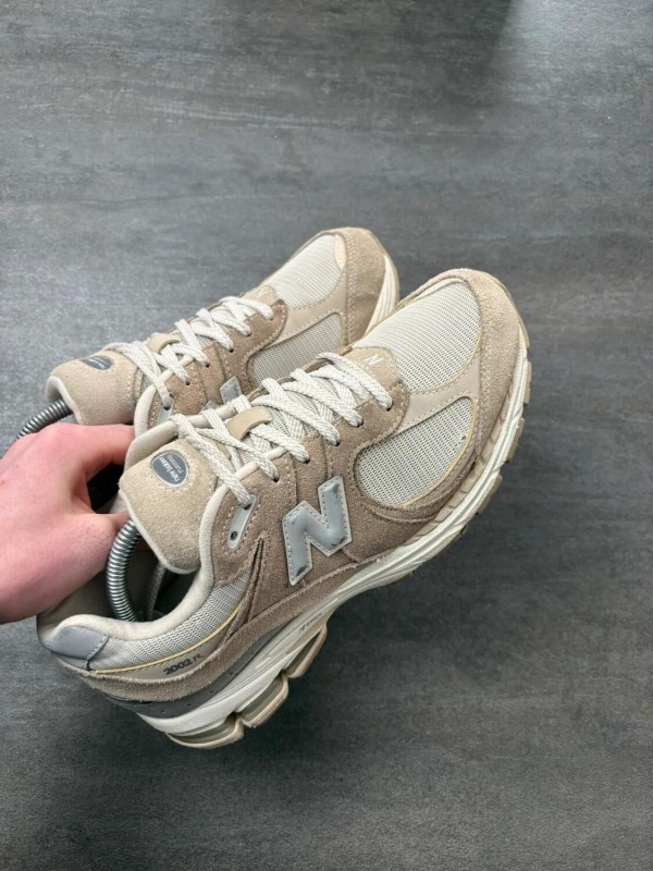 New balance 2002r - taille 41,5 2