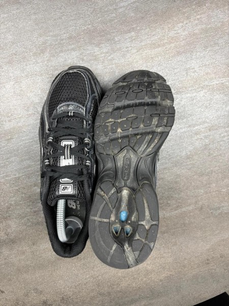 New Balance 740 black - taille 37
