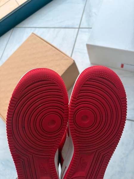 Louis Vuitton LV Air Force 1 LV Red White taille 41