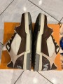 Louis Vuitton LV Trainer Velcro scratch brown cream marron crème taille 9 44-44,5