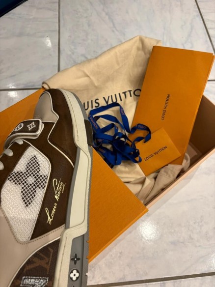 Louis Vuitton LV Trainer Velcro scratch brown cream marron crème taille 9 44-44,5