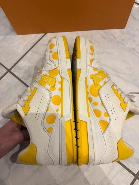 Louis Vuitton LV Trainer Yayoi Kusama jaune blanche taille 9,5 44,5