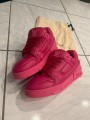 Louis Vuitton LV Trainer rose fluo taille 6 40-41