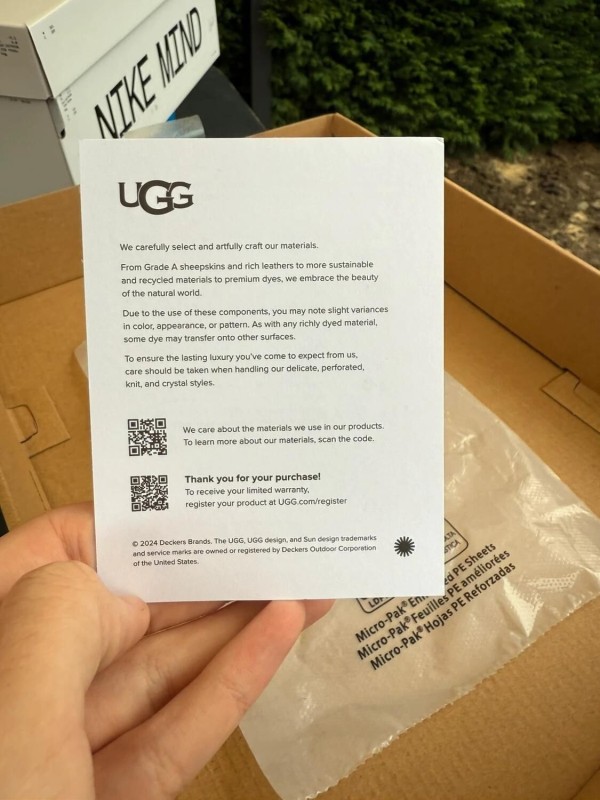 UGG Lowmel Brown (Taille EU 40 / US 9 / UK 7) 2