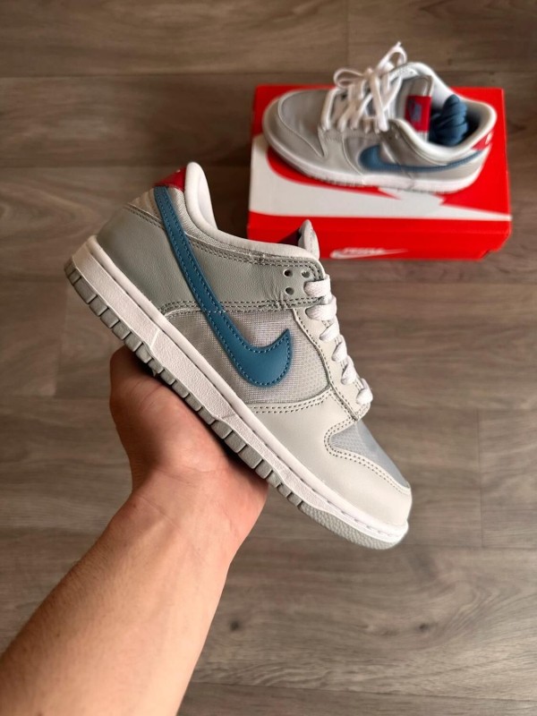 Nike Dunk Low - Silver Surfer 2