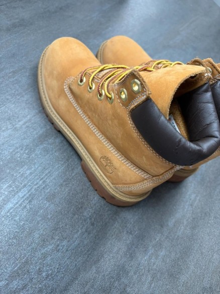 Boots Timberland Premium 6-inch ( taille 37 )