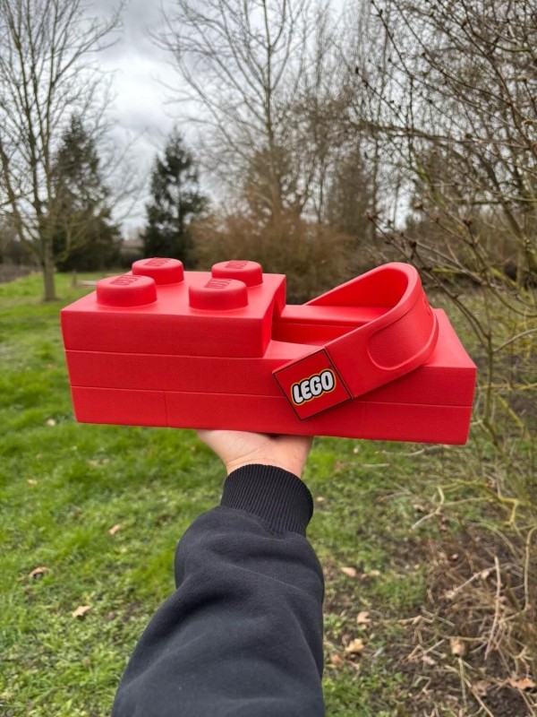 Crocs Brick Clog Red X Lego - Taille 42/43 2