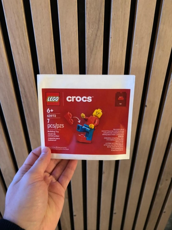 Crocs Brick Clog Red X Lego - Taille 42/43 2