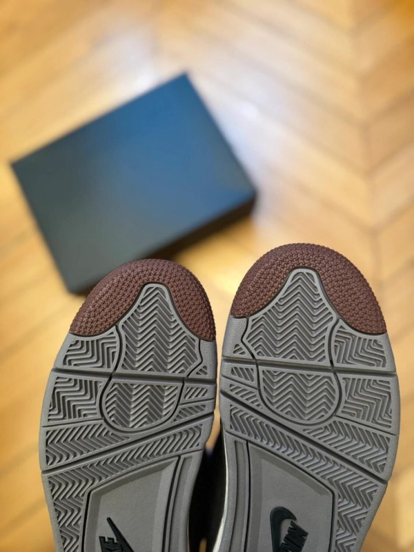 Air Jordan 4 A Ma Manière Dark Mocha 2