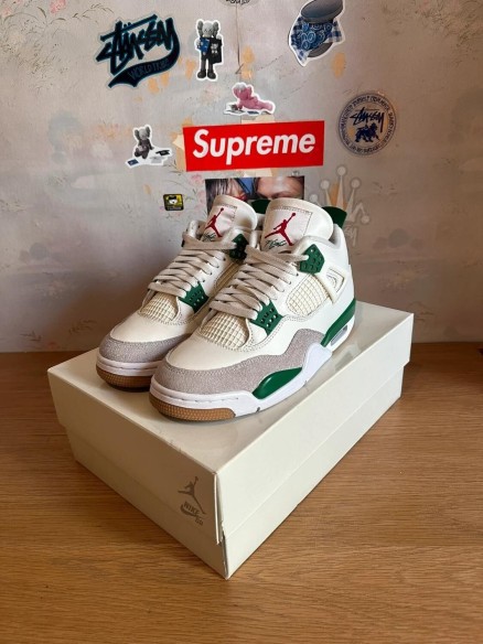 Air Jordan 4 SB Green / vert
