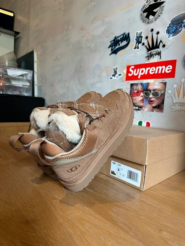 UGG Lowmel Chestnut 2