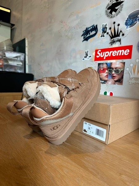 UGG Lowmel Chestnut