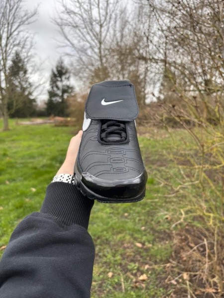 Nike Air Max Plus Tiempo Black White - Taille 40