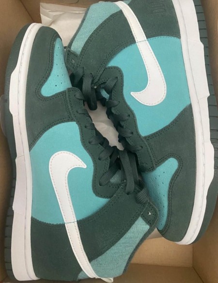 Nike Dunk High Retro SE