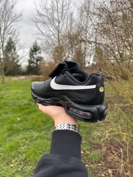 Nike Air Max Plus Tiempo Black White - Taille 40