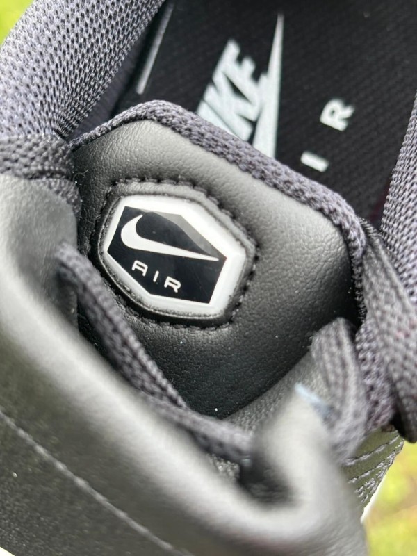 Nike Air Max Plus Tiempo Black White - Taille 40 2