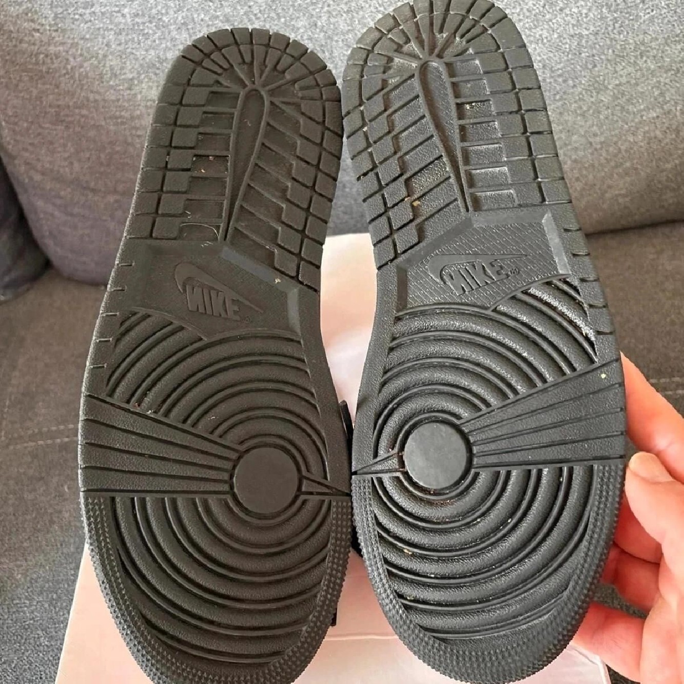 Jordan 1 mid Turf 42