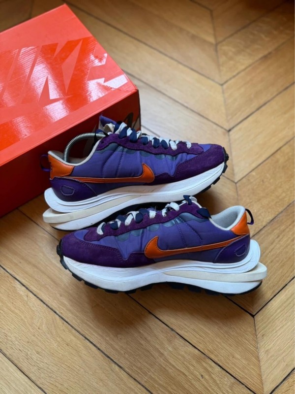 Nike Vaporwaffle Sacai Iris 2