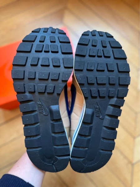 Nike Vaporwaffle sacai sesame