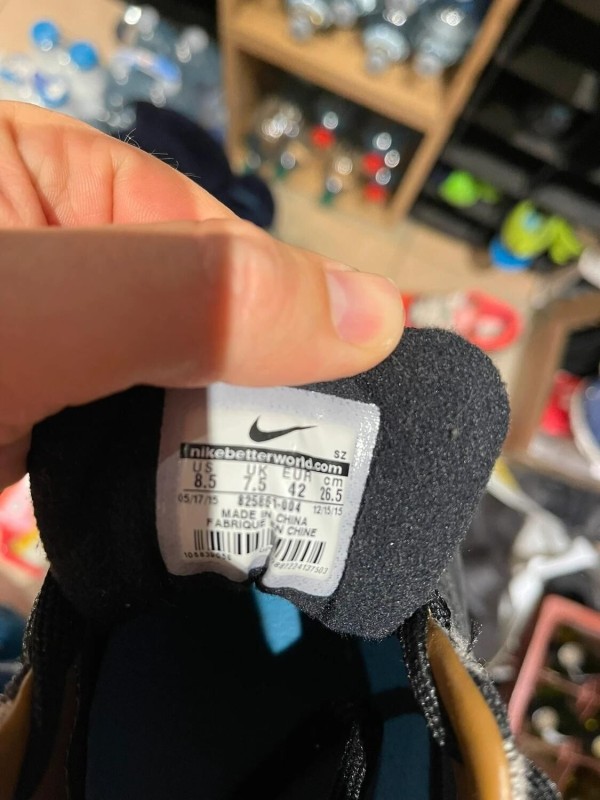 Jordan 1 UNC toe 2
