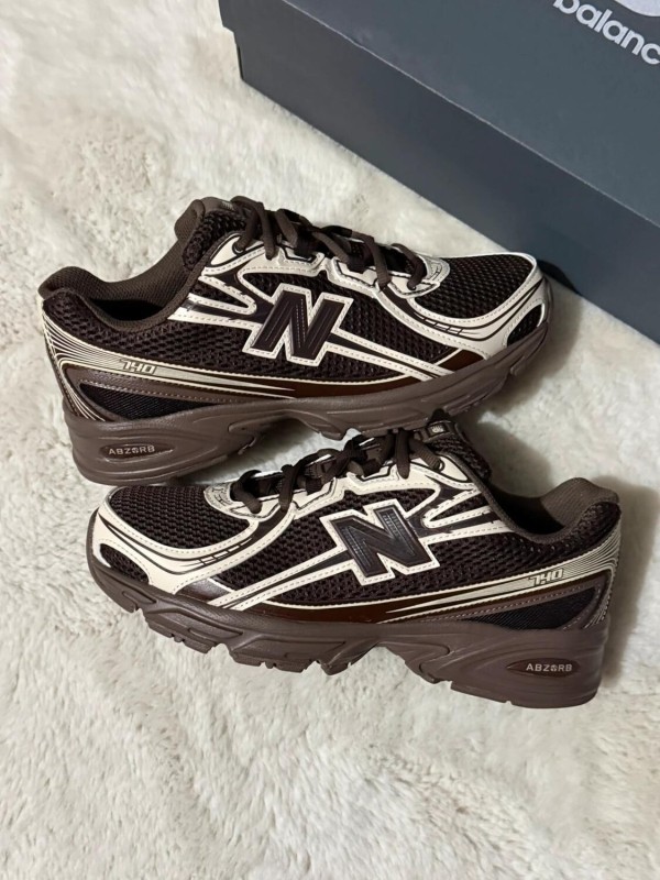 New Balance U740 'Brown/Marron' 40,5