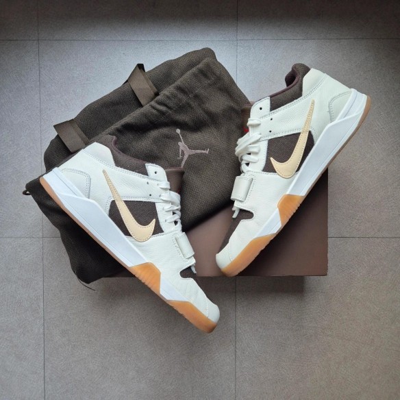 Jumpman Jack TR " Sail "