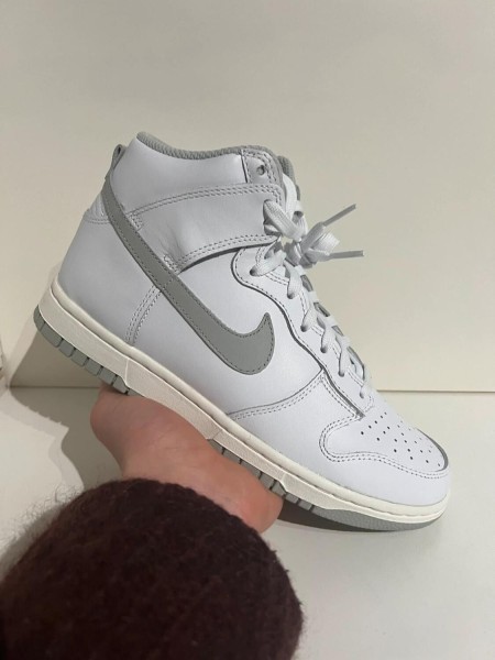 Nike Dunk High Neutral Grey (W)