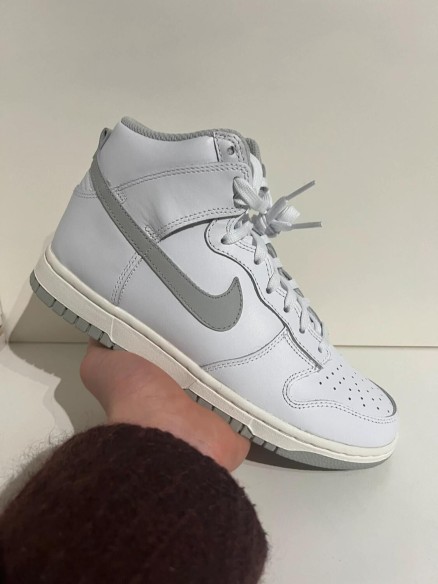 Nike Dunk High Neutral Grey (W)
