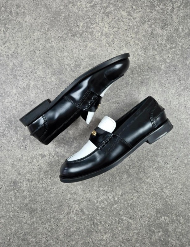 Mocassins en cuir Miu Miu Black & White taille 42 2